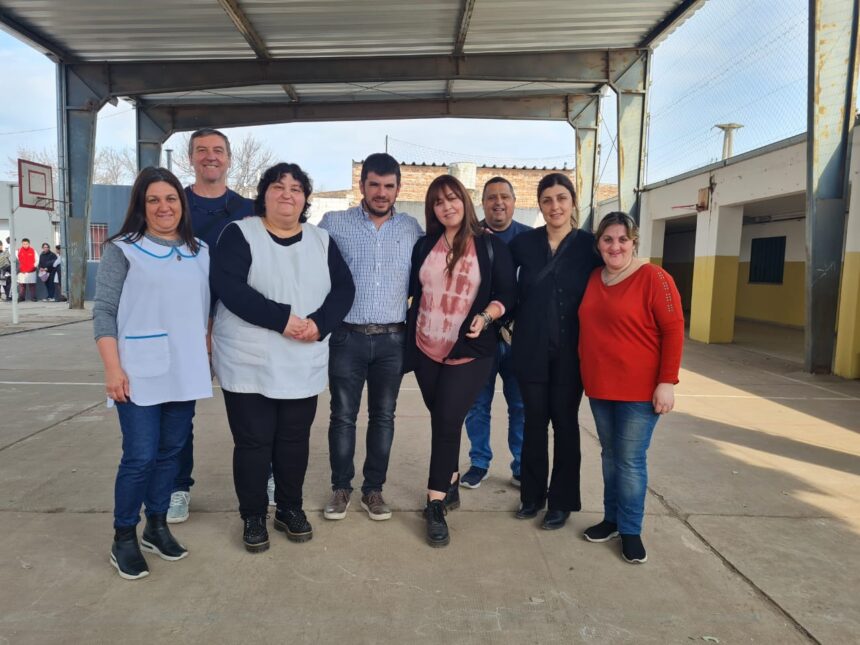 Para obras en Escuelas: el Gobierno de Venado Tuerto realizó una nueva entrega del FAE