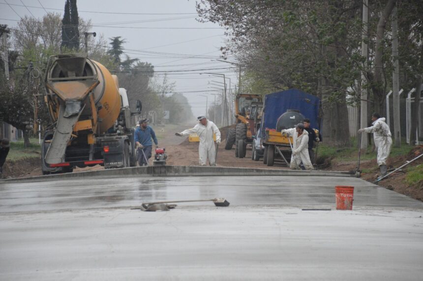 El Municipio intensifica los trabajos en calle Brown, entre Ruta 8 y Monteagudo