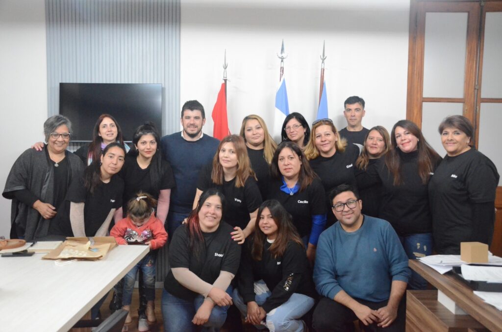 Encuentro del Intendente Chiarella con el Club de la Peluquería