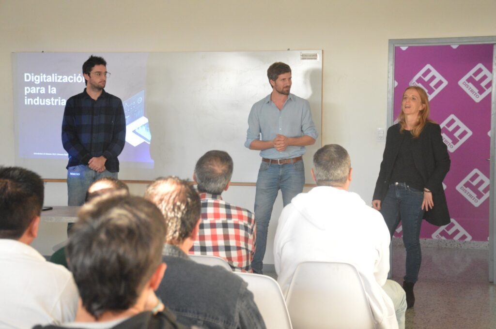 “Conecta Empleo”: Siemens ofreció una clase abierta sobre Digitalización para la Industria