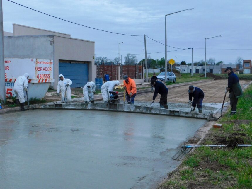 Una nueva cuadra de pavimento se suma al ejido urbano venadense