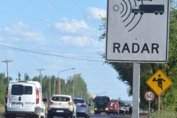 Para prevenir accidentes de tránsito: se instalarán radares en rutas 8 y 33 con el propósito de reducir las velocidades