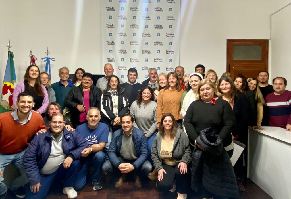 El intendente Leonel Chiarella se reunió con los vecinalistas de los 27 barrios de la ciudad