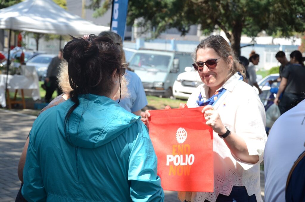 Doble actividad de concientización en el paseo ferial “Venite al Parque”