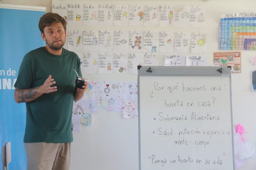 Buena convocatoria del programa “Huerta en Casa” en barrio Iturbide Buena convocatoria del programa “Huerta en Casa” en barrio Iturbide