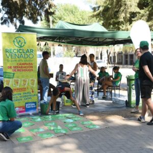 Jornada de canje de reciclables por Ecotachos en el Parque Municipal