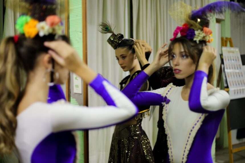 La Escuela Municipal de Teatro Musical cierra el año con “Romeo y Julieta: Del Odio al Amor”