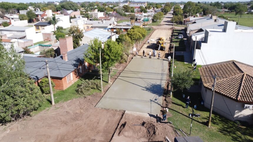 El Gobierno municipal retomó su plan de pavimentación en calle Formosa