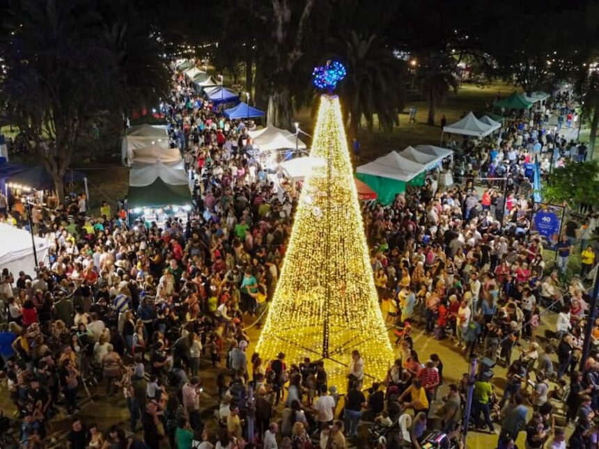 Venado celebra la magia de la Navidad en plaza San Martín