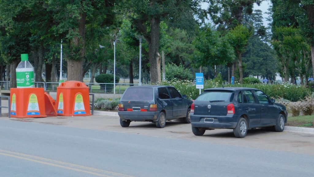 Se implementarán cambios en la forma de estacionar en avenida Santa Fe frente al Parque Municipal