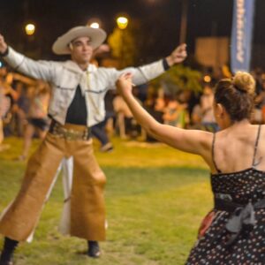 “Nuestros Patios Edición Folclore” Celebró las Tradiciones Argentinas en la Plaza Macacha Güemes