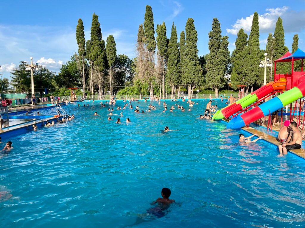 Más de 2500 venadenses disfrutan de la pileta del Parque Municipal
