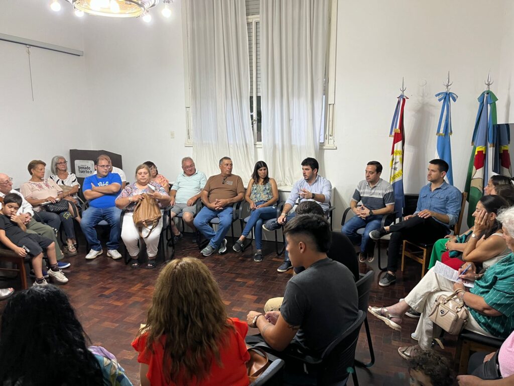Reunión del intendente Chiarella con vecinalistas para proyectar acciones en el 2024