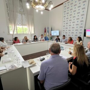Aeberhard y Rosenthal visitaron la ciudad para comenzar a trabajar en el proyecto laguna El Hinojo
