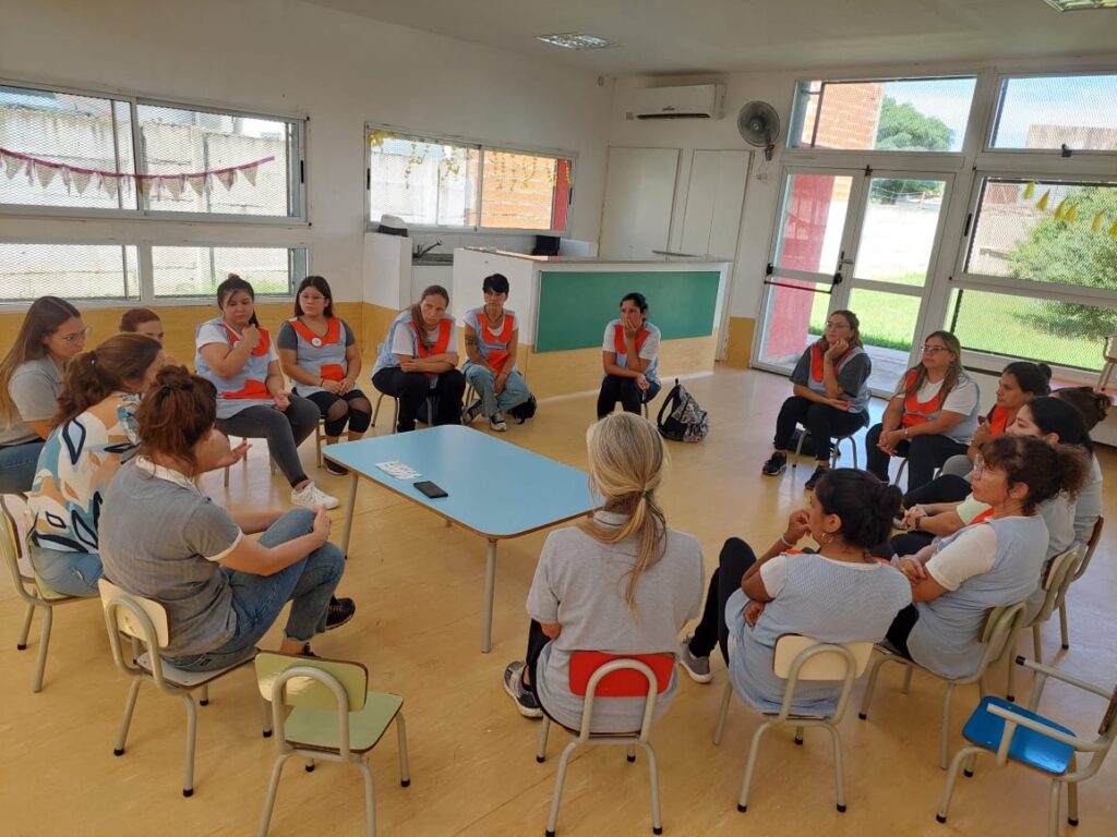 Asistentes Escolares de los jardines realizaron un Curso de Manipulación de Alimentos