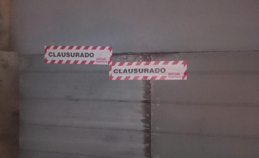 Clausuraron rotisería céntrica por presencia de plagas y falta de higiene