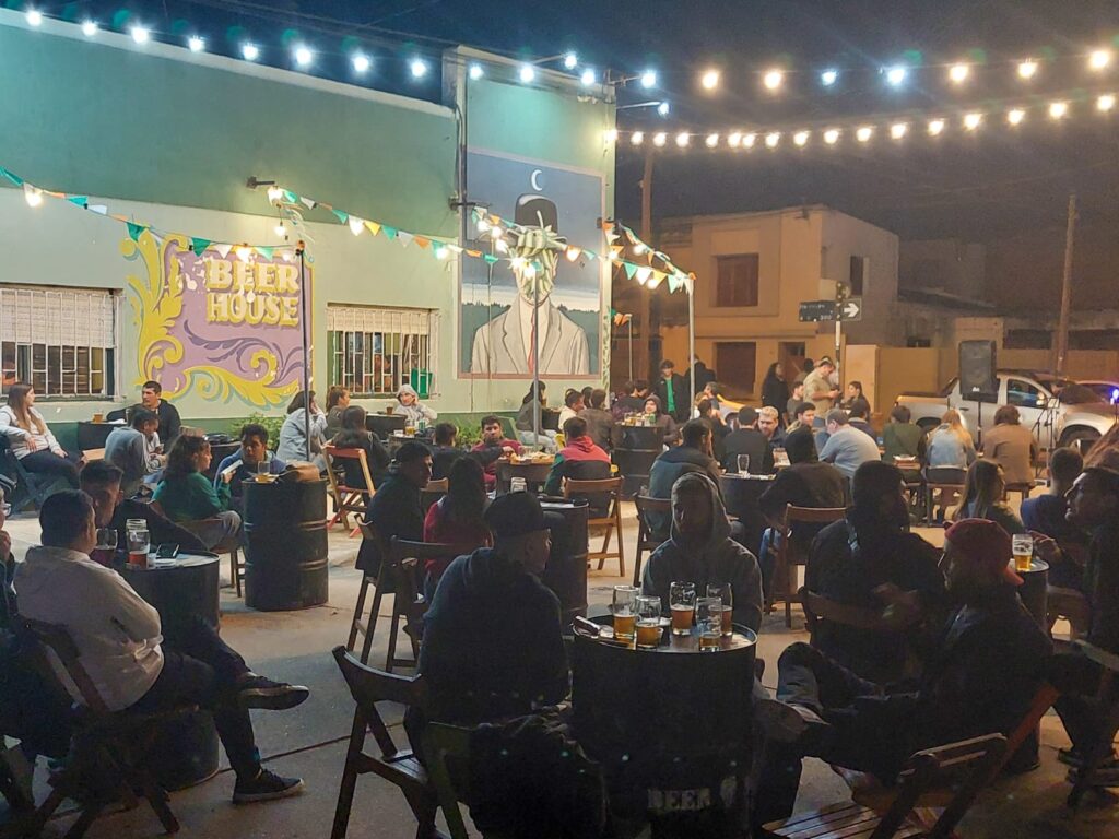 Buena convocatoria en la última edición de “Noche de Bares”