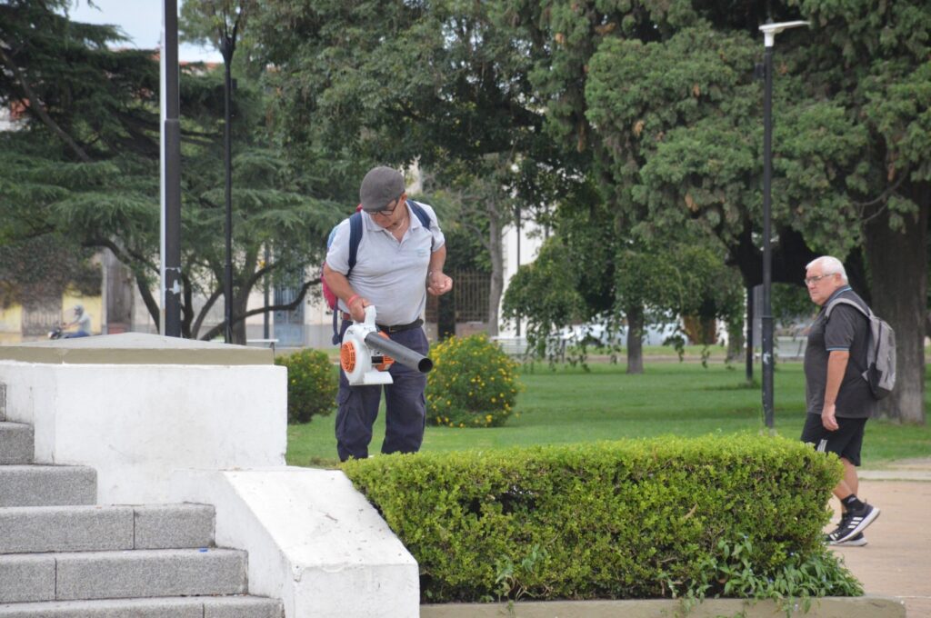Mantenimiento y limpieza en los espacios públicos de la ciudad