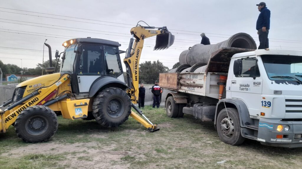 El Municipio realiza obra de desagüe en Maxwell, entre Junín y Lisandro de la Torre