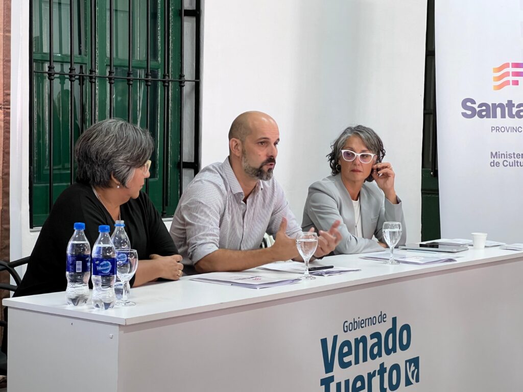 Apoyo a la Cultura: Municipio y Provincia ofrecieron un taller del programa “Espacio Santafesino”