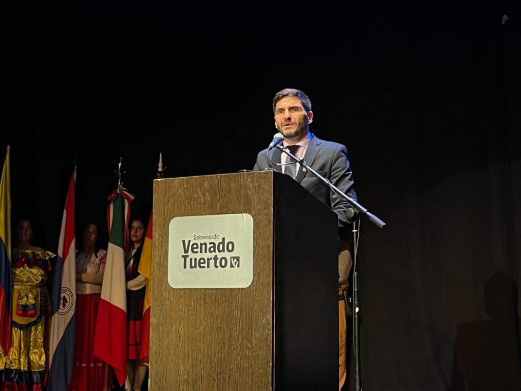 Pullaro y Chiarella presidieron el acto por el 140° aniversario de Venado Tuerto