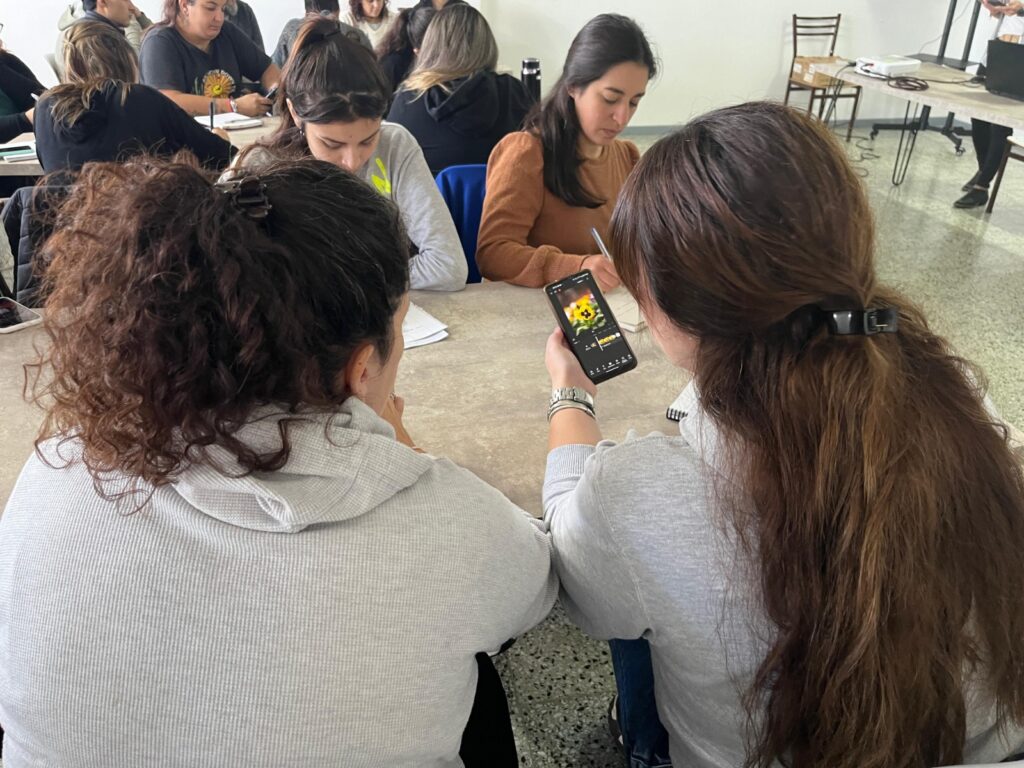 Capacitación en Edición de Video para emprendedores en Distrito E