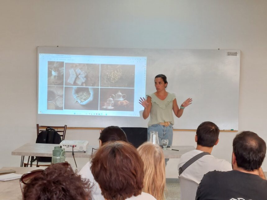 Impulso Emprendedor capacitó en técnicas para crear una “vidriera digital” Impulso Emprendedor capacitó en técnicas para crear una “vidriera digital”