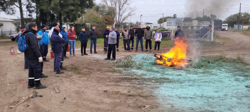 Capacitación contra Incendios en la Estación Intermedia de Residuos