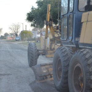 Avanzan los trabajos para pavimentar una nueva cuadra en Barrio Norte