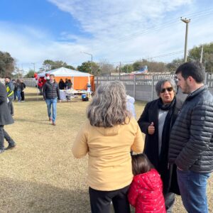 Chiarella participó de la inauguración de la nueva cancha de hockey sobre césped