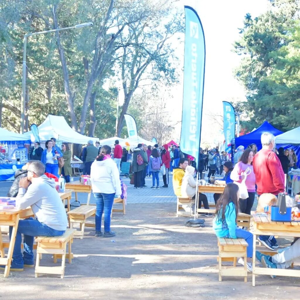 Nueva edición del Paseo de la Ciudad en plaza Sarmiento