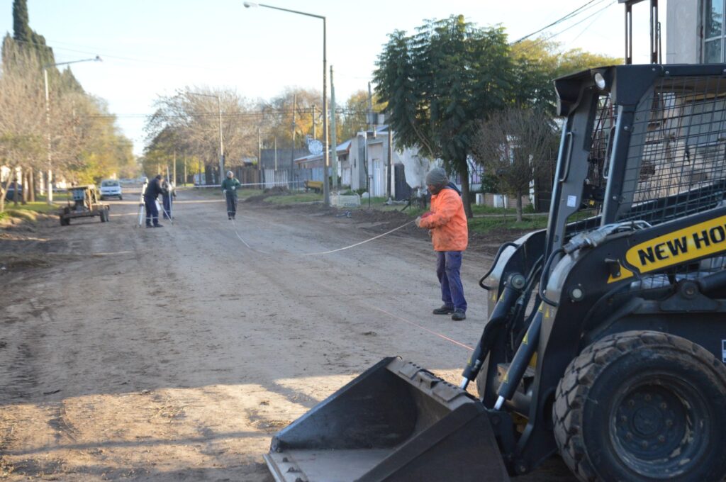 La división Pavimento del Gobierno municipal realiza distintos trabajos en barrio Rivadavia