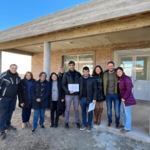Trabajo conjunto por la educación: el Intendente visitó dos nuevas aulas de las Escuelas 584 Y 602
