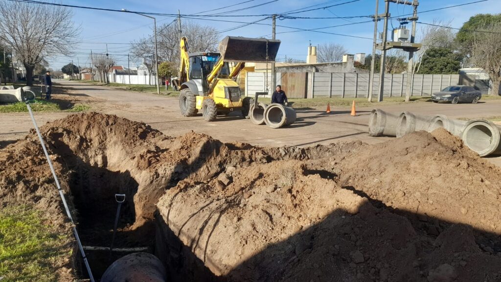 El municipio ejecuta importante obra de desagüe en barrio San José Obrero