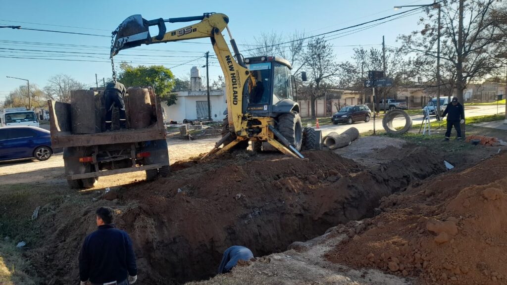 Obras de desagües pluviales que no se detienen