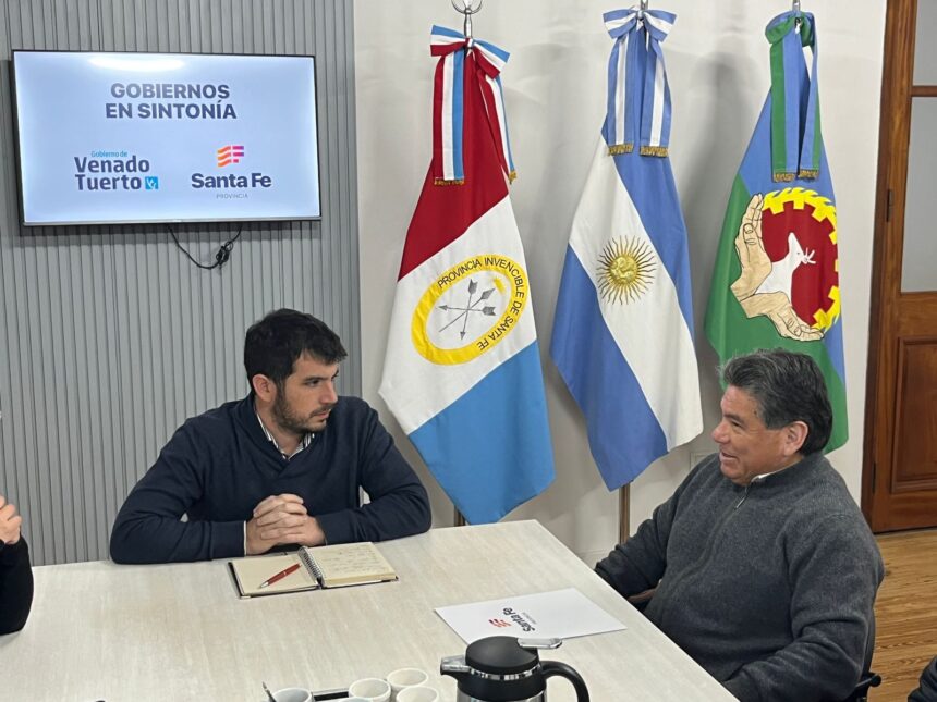 Chiarella y Escajadillo diagraman trabajo conjunto en Protección Civil y Gestión de Riesgo