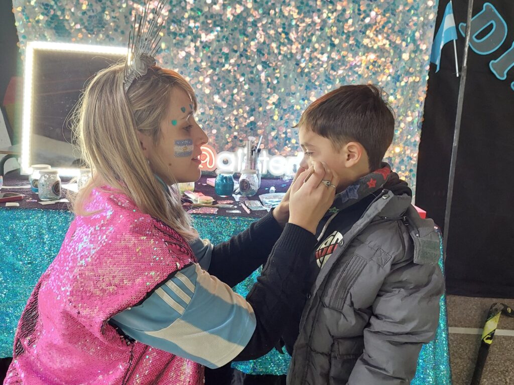 Feria dominguera: el glitter adelantó otro festejo de la scaloneta