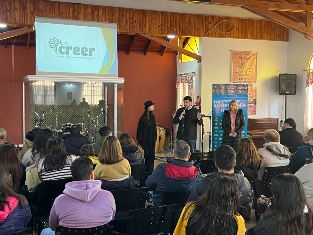 Programa Creer: capacitación en abordaje de consumos problemáticos