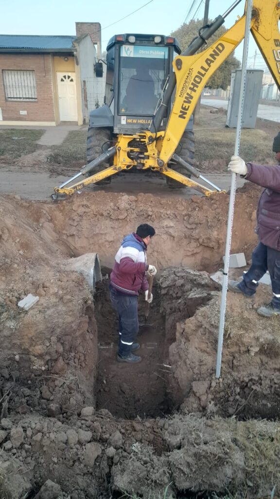 Más obras en los barrios: avanza el hormigonado en Camps entre Santa Cruz y Río de la Plata