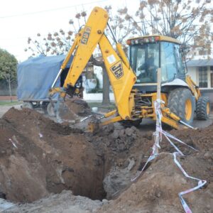 Los equipos municipales trabajan en obras de desagüe y limpieza de cunetas