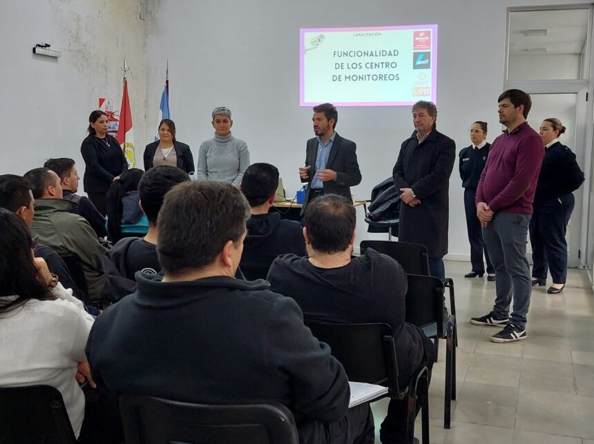 Capacitaron a operadores de videovigilancia de localidades del sur provincial