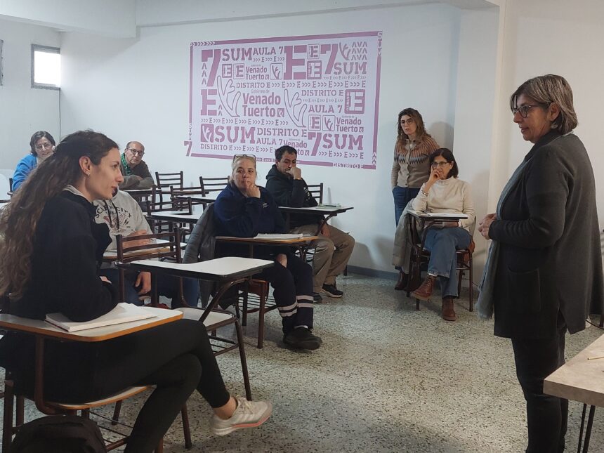 “Conecta Empleo” y el grupo pastizales capacitan para Auxiliar en Jardinería