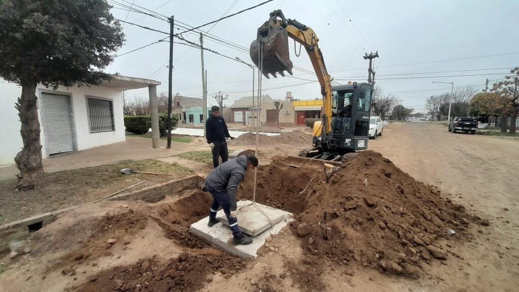 Obras Públicas: apertura de calles en barrio Santa Fe
