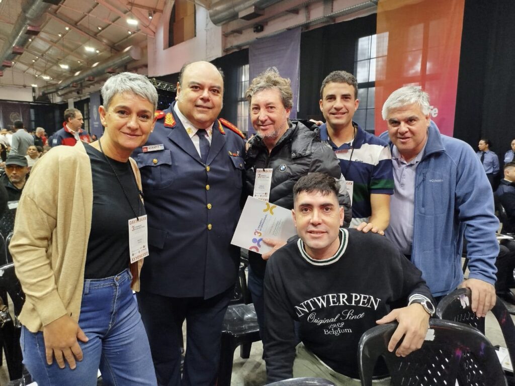 Importante comitiva venadense participó en Rosario del III Congreso Internacional de Protección Civil