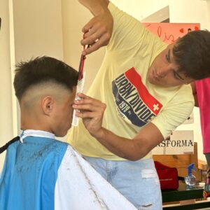 Jornada de “Tijeras Solidarias” en barrio Iturbide
