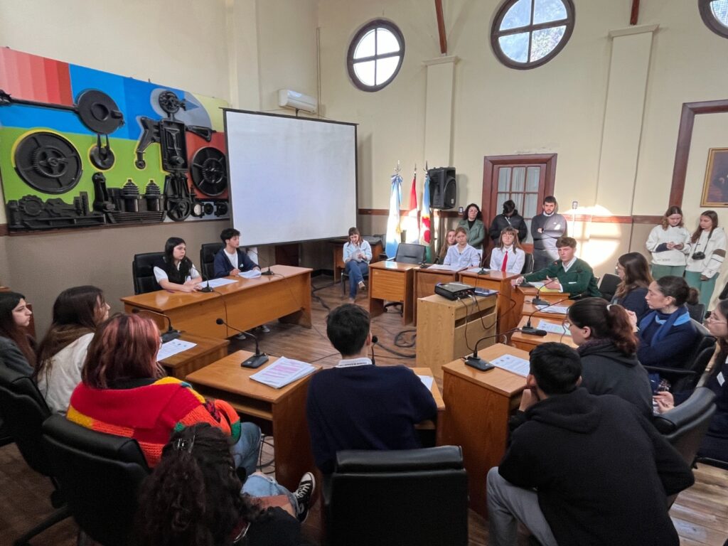 Participación de los jóvenes: nueva edición de “Concejales por un Día” con interesantes debates