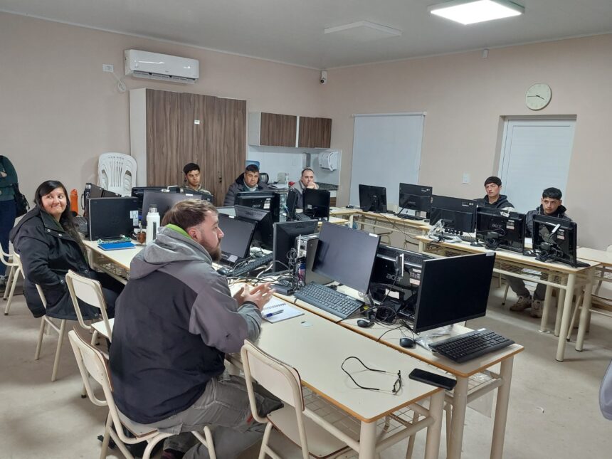 El programa “Conecta Empleo” ya capacita para Operario de Producción Lechera
