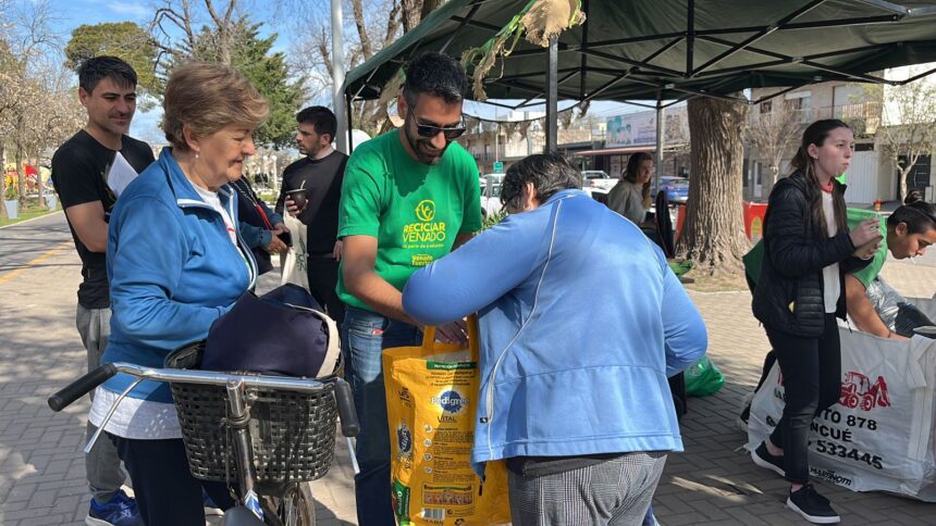 Programa «Reciclar Venado»: Jornada de Canje de Ecotachos en el Parque Municipal