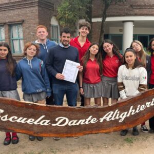 “Diputados por un Día”: alumnos de la dante entregaron al Intendente Declaratoria de Interés para la Planta de Tratamiento