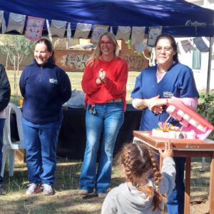 Actividad de salud bucal con escolares en el Día del Odontólogo